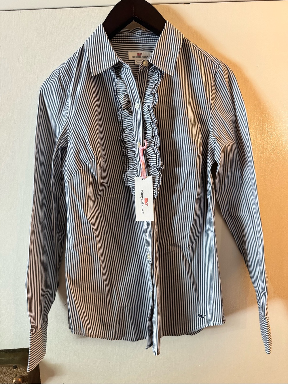 NWT Vineyard Vines Navy and White Striped Ruffle-Front Dress Shirt Size 2